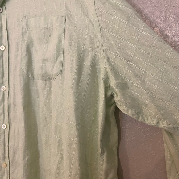 🔴SOLD🔴 Tommy Bahama • linen button down - Picture 5 of 9